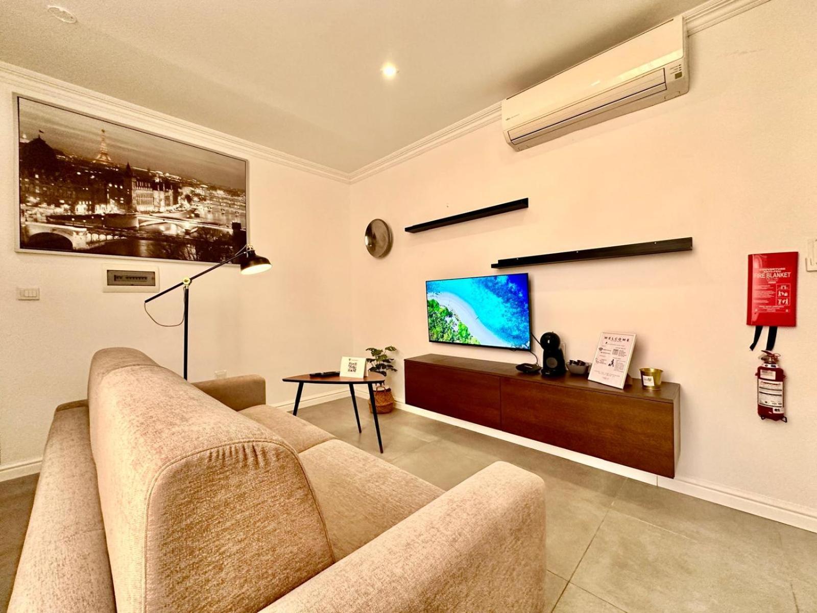 Charming Flat Off The Sea Front Apartment Gzira Exterior photo
